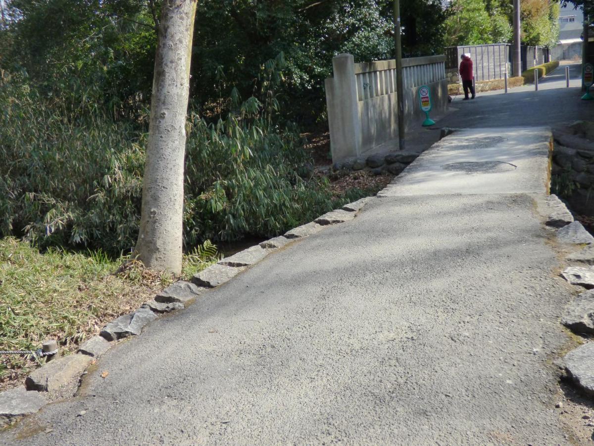 百万遍穿行旅舍 旅馆 *